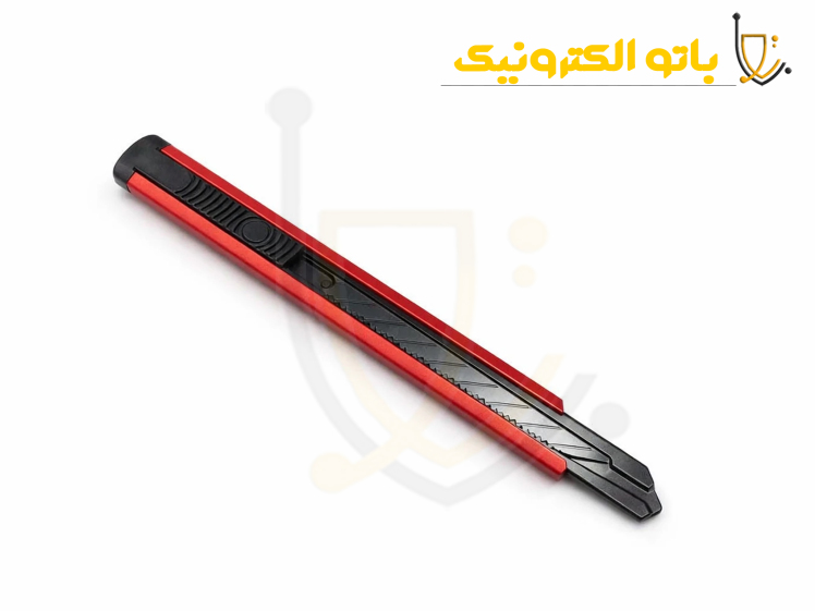 کاتر تیغه‌ای قفل‌دار قرمز مشکی | کاتر صنعتی برش کابل و کارتن | باتو الکترونیک